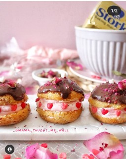 Profiteroles/ Eclairs