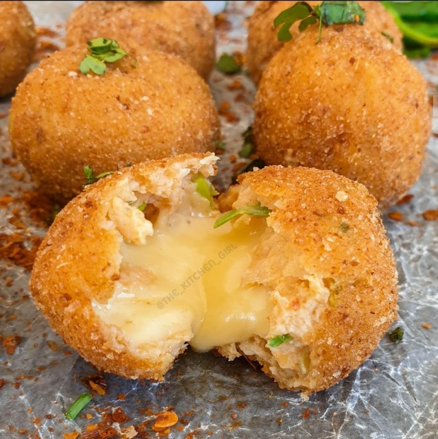 Chicken Cheese Balls