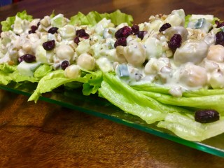 Chickpea And Avo Salad