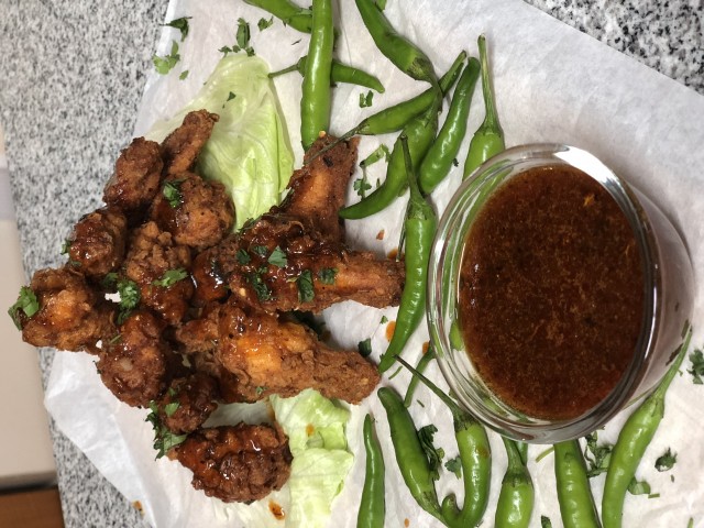 Spicy Chicken Wings With Hot Sauce