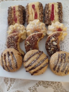 Basic Biscuit Decor Ideas