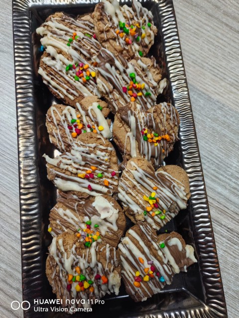 Choc Nut Softies