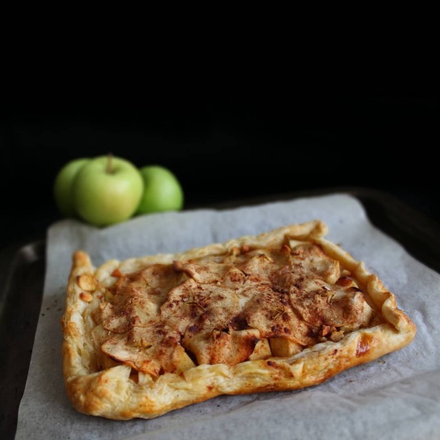 Caramel Apple And Almond Galette