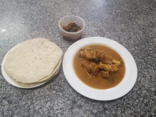 Paya With Mielie Meal Roti