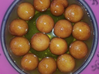 Bread Gulab Jamun 