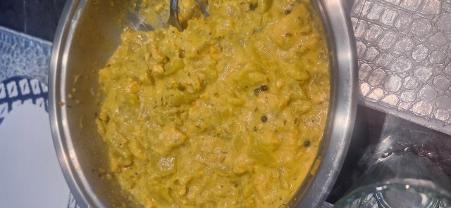 Creamy Coconut Dudhi [with Chicken]