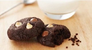 Triple Chocolate Cookies