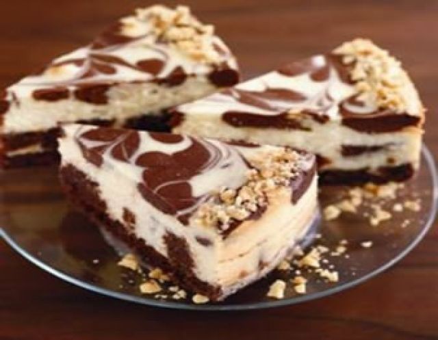 Hazelnut Swirl Cheesecake