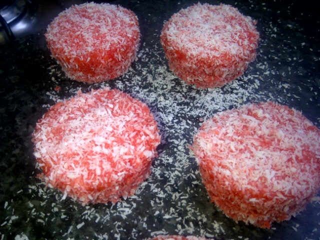 Red Cake ( Snowballs)