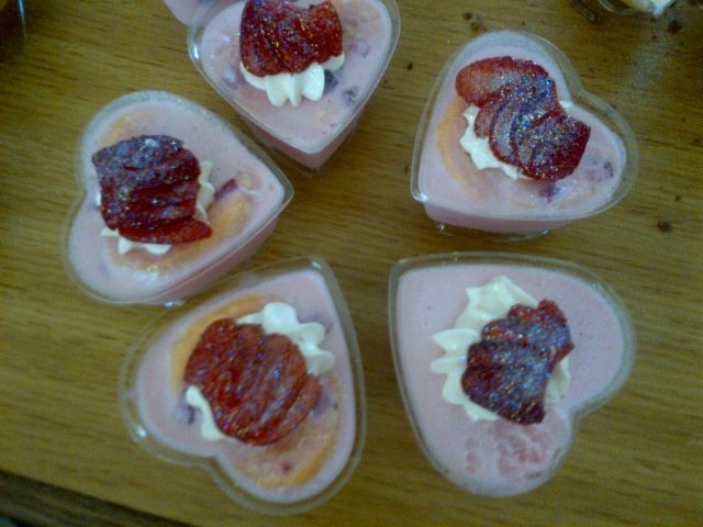 Strawberry Velvet Pudding