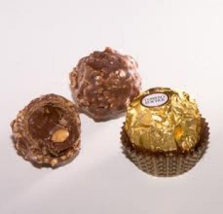 Ferrero Ŕoche Decadent Cup Cakes
