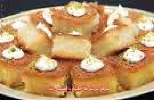 Sermolina Cake (basbousa)