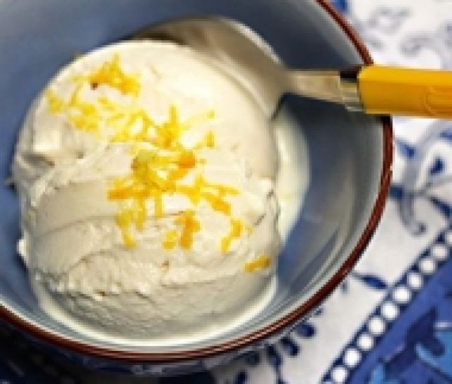 Lemon Frozen Yogurt