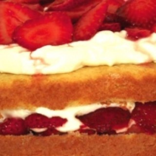 Strawberry Cream Cake