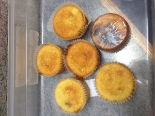 Plain Cupcakes Wit Nutella