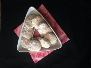 Pecan Nut Biscuits
