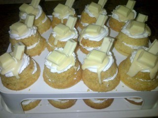 Milkybar Cupcakes