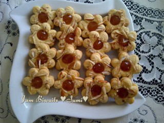 Jam Biscuits