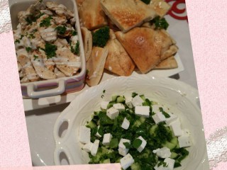 Tasty Garlic Chicken Fillets With Green Leave Salad