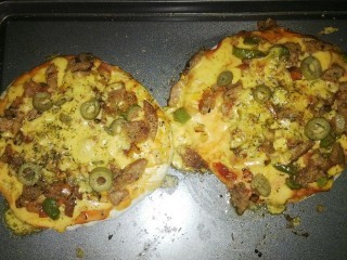 Pita Pizza