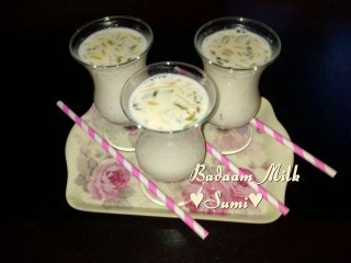 Badaam Milk
