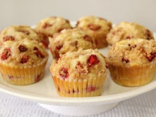 Strawberry Cheese Cake Muffins