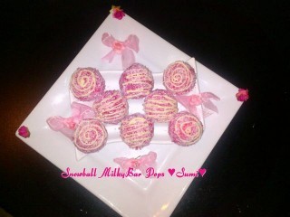 Snowball Milky Bar Pops