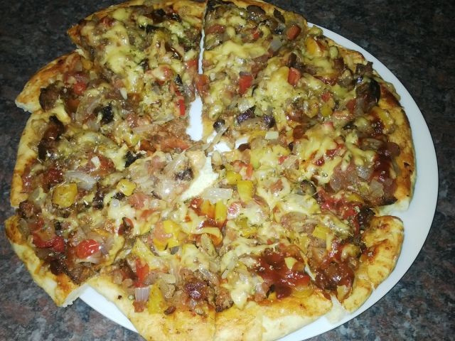 Juicy Something Meaty Pizza/ My Style