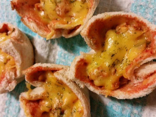 Quick And Tasty Bread Cups