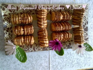 Mini Pyramid Cheese Cakes