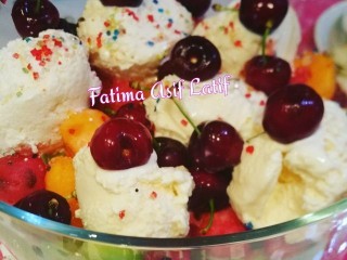 Scooped Fruit Salad