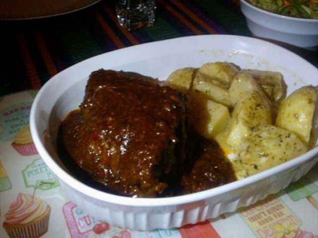 Roasted Steak With Baby Potatoes