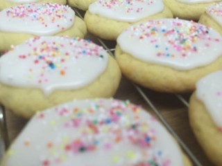 Almond Meltaway Cookies