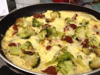 Rustic Broccoli, Sun-dried Tomato And Cheese Frittata