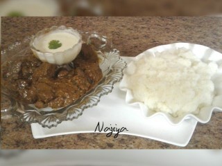 Balti Ghos With Yoghurt Dip