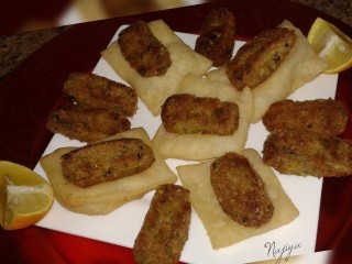 Chicken Fingers N Puri