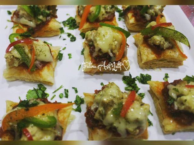 Coriander Pastry Pizza