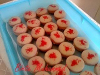 Red Velvet Melting Moments