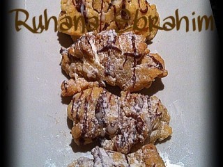 Choc Pecan Fingers