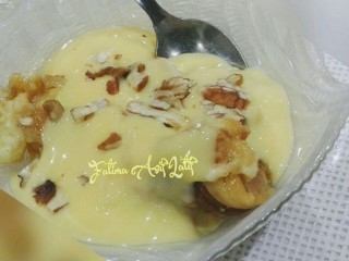 Hot Croissant Pudding