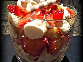 Eton Mess Trifle