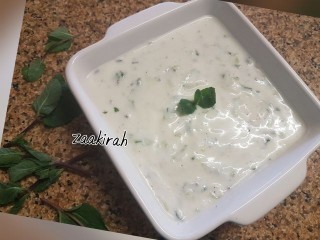 Tzatziki (middle Eastern Cucumber Dip)