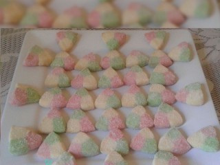 Colour Triangle Biscuits