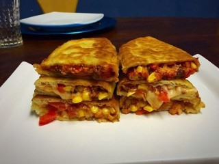 Veg Pizza Paratha / Adapted From The Net