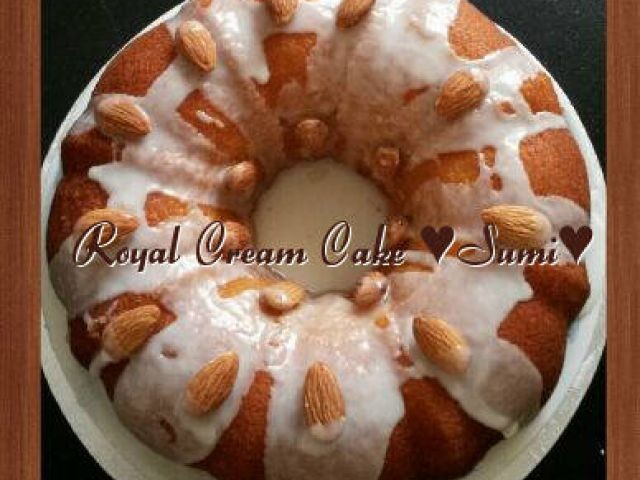 Royal Cream Cake