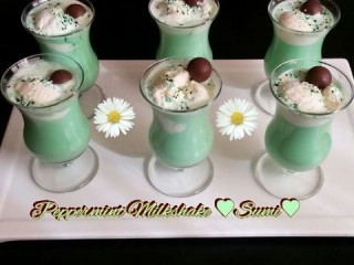 Peppermint Milkshake