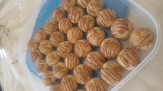 Pecan Puffs 
