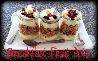 Breakfast Granola Fruit Pots