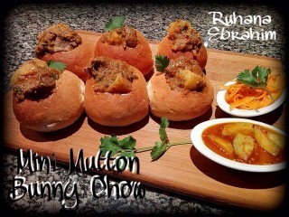 Mini Mutton Bunny Chow
