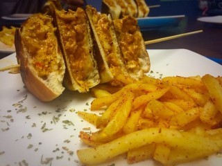 Saucy Chicken Trammezzini / My Recipe